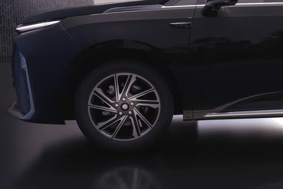 Toyota MG M9 Wheel size